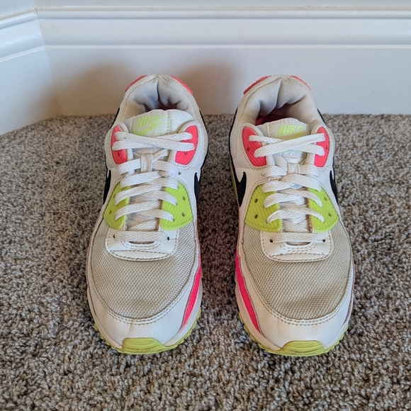Nike Air Max 90 GS Pink Volt sz 9 - Picture 2 of 6